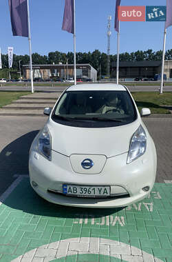 Хэтчбек Nissan Leaf 2011 в Виннице