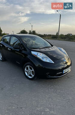Хетчбек Nissan Leaf 2014 в Тульчині