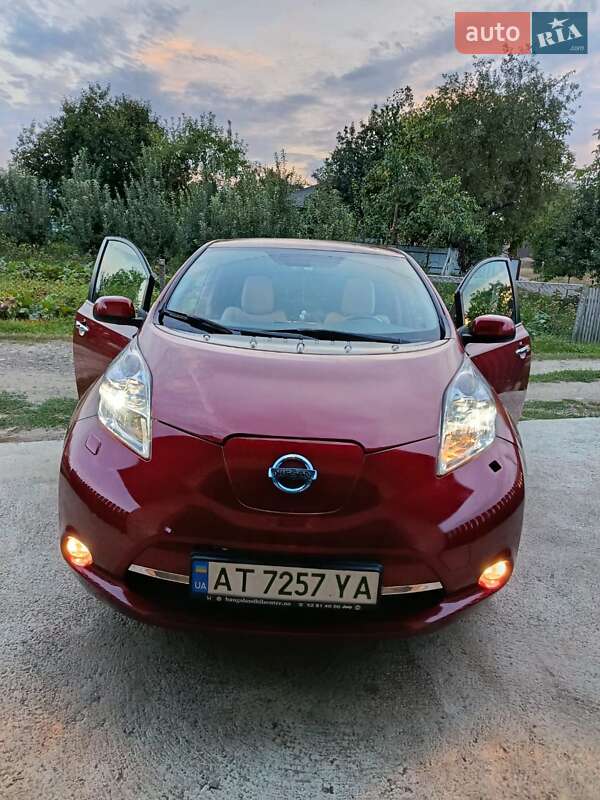Nissan Leaf 2012