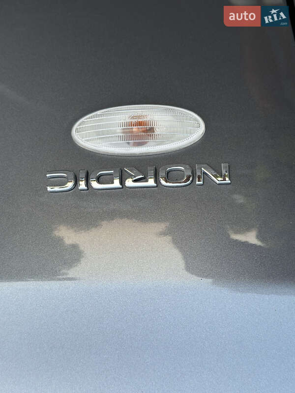 Хэтчбек Nissan Leaf 2015 в Одессе фото 14 Хэтчбек Nissan Leaf 2015 в Одессе