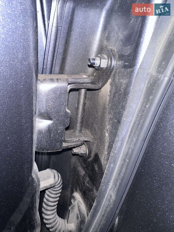 Хэтчбек Nissan Leaf 2015 в Одессе фото 33 Хэтчбек Nissan Leaf 2015 в Одессе