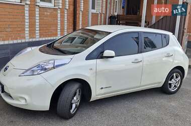 Хетчбек Nissan Leaf 2012 в Києві