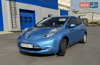 Хетчбек Nissan Leaf 2012 в Звягелі