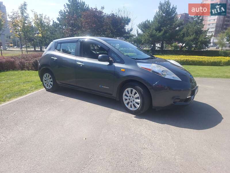 Хэтчбек Nissan Leaf 2013 в Днепре фото 13 Хэтчбек Nissan Leaf 2013 в Днепре