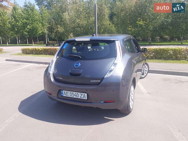 Хэтчбек Nissan Leaf 2013 в Днепре фото 24 Хэтчбек Nissan Leaf 2013 в Днепре