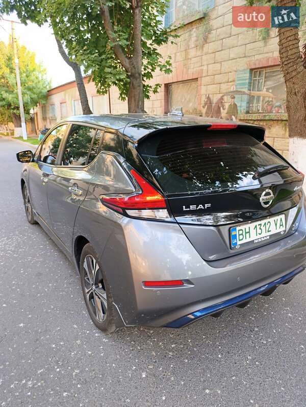 Хетчбек Nissan Leaf 2022 в Білгороді-Дністровському
