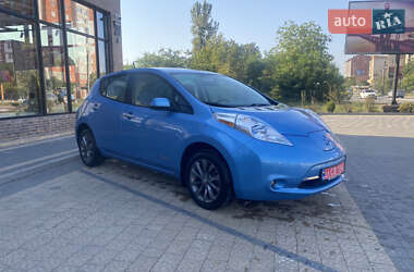 Хетчбек Nissan Leaf 2014 в Івано-Франківську