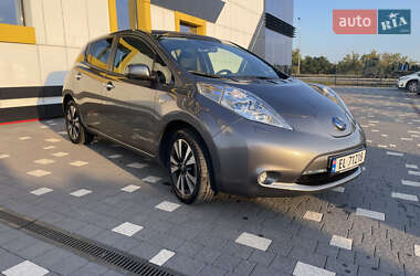 Хетчбек Nissan Leaf 2015 в Тернополі