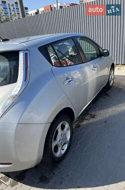 Хетчбек Nissan Leaf 2012 в Луцьку