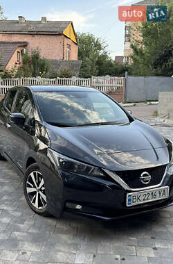 Хетчбек Nissan Leaf 2018 в Рівному