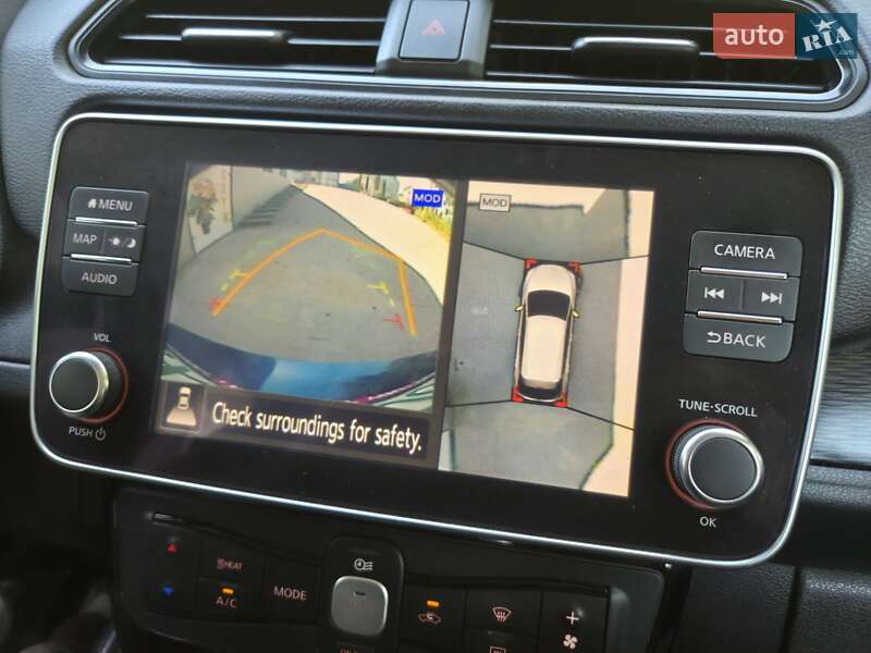 Хэтчбек Nissan Leaf 2019 в Хмельницком