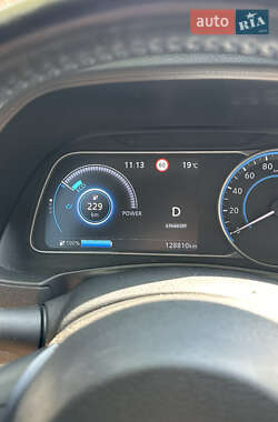 Хэтчбек Nissan Leaf 2018 в 