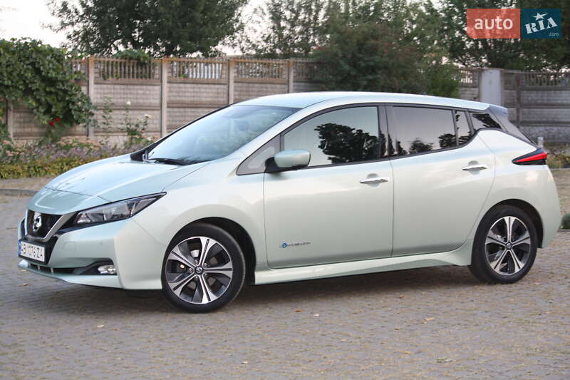 Хэтчбек Nissan Leaf 2018 в Виннице