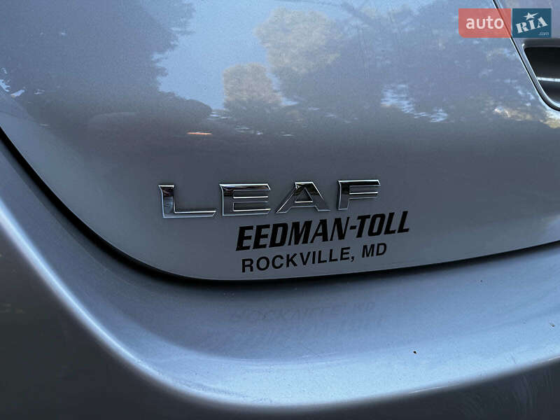 Хэтчбек Nissan Leaf 2016 в Киеве