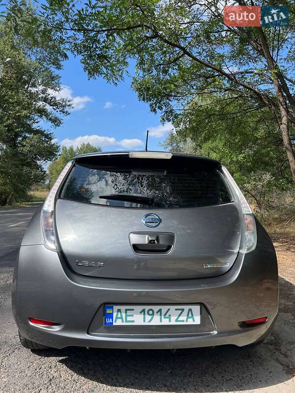 Хэтчбек Nissan Leaf 2016 в Каменском фото 6 Хэтчбек Nissan Leaf 2016 в Каменском