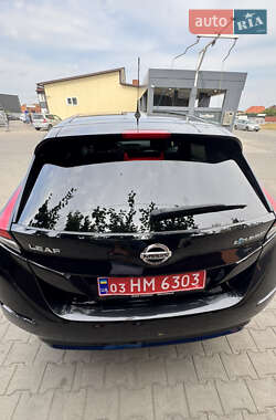 Хэтчбек Nissan Leaf 2020 в 
