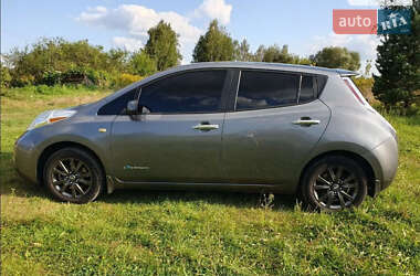 Хэтчбек Nissan Leaf 2015 в Сумах