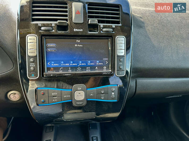 Хэтчбек Nissan Leaf 2017 в Киеве