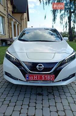 Хэтчбек Nissan Leaf 2021 в Почаеве