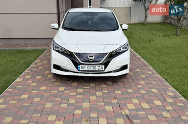 Хетчбек Nissan Leaf 2018 в Дніпрі