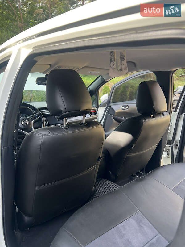Хэтчбек Nissan Leaf 2018 в Шумске фото 12 Хэтчбек Nissan Leaf 2018 в Шумске