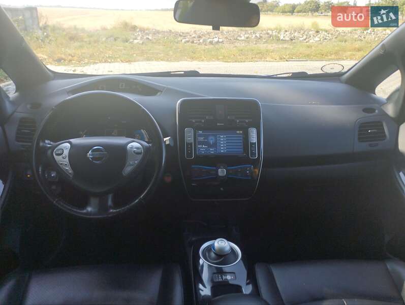 Хэтчбек Nissan Leaf 2013 в Одессе