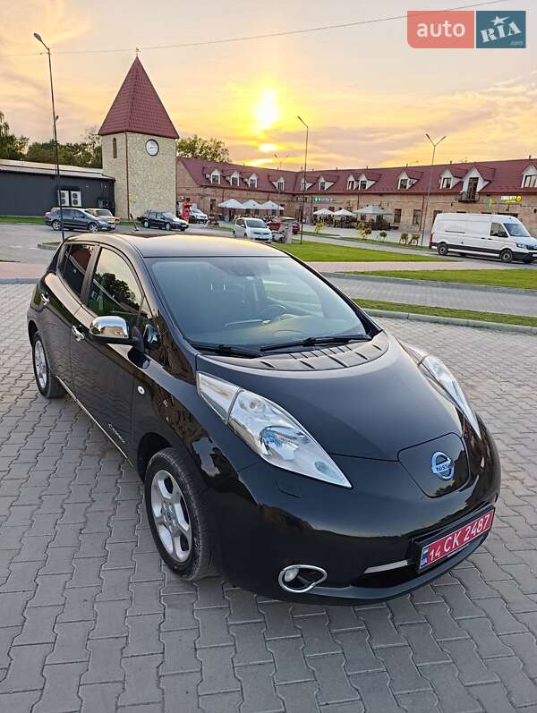 Хэтчбек Nissan Leaf 2014 в Тернополе