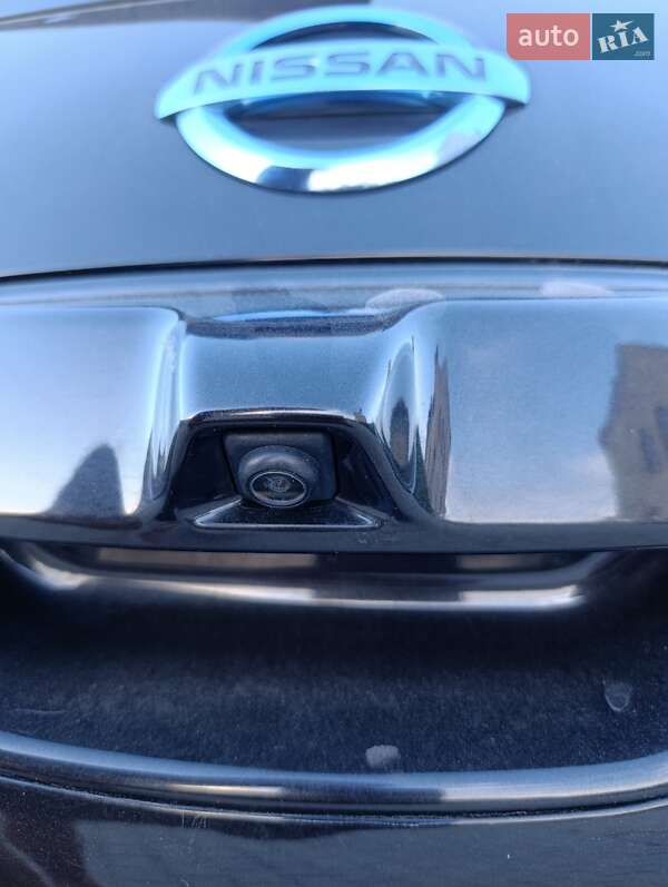 Хэтчбек Nissan Leaf 2014 в Тернополе