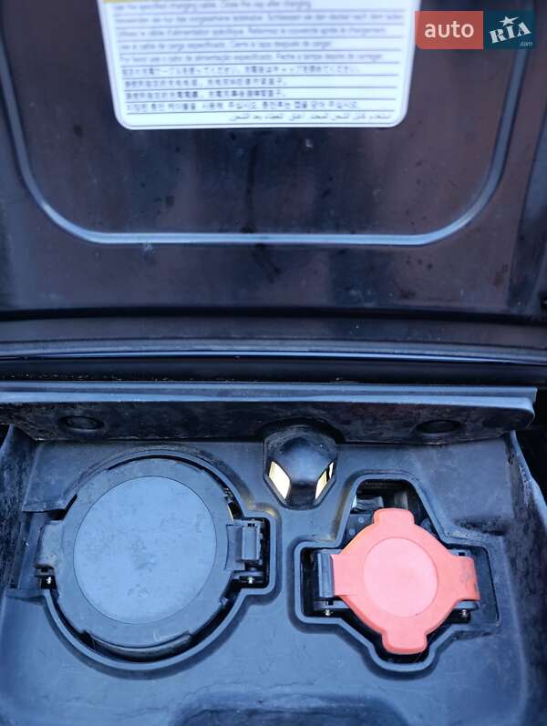 Хэтчбек Nissan Leaf 2014 в Тернополе
