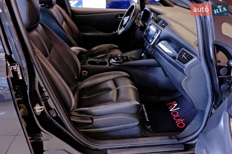 Хэтчбек Nissan Leaf 2022 в Одессе