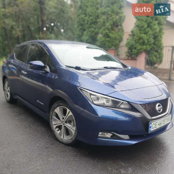 Хэтчбек Nissan Leaf 2018 в Черновцах