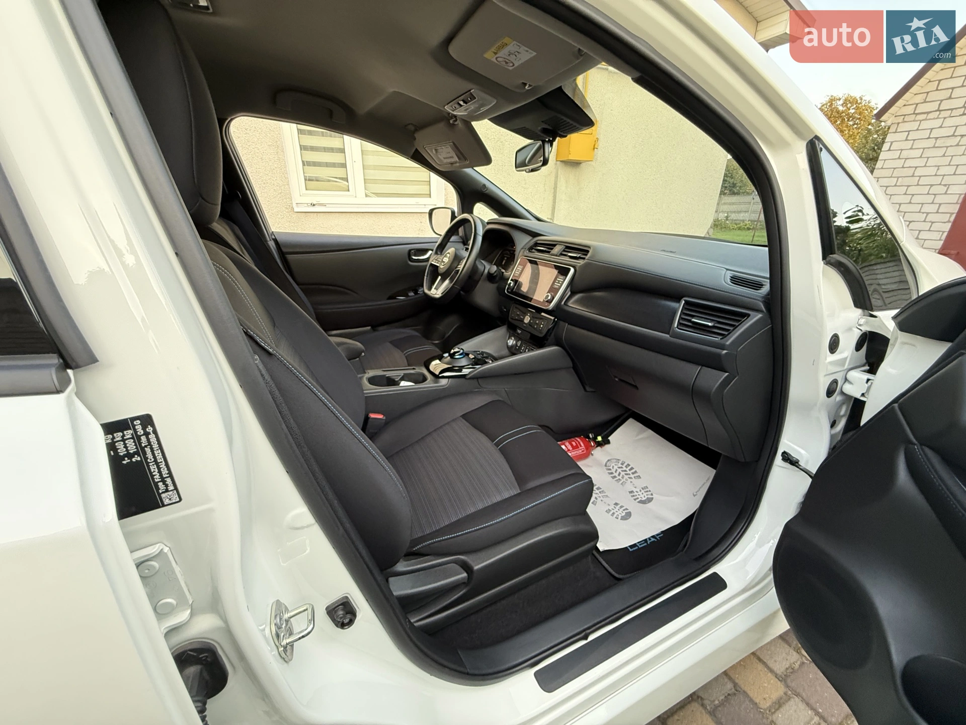 2020 Nissan Leaf - мініатюра 26