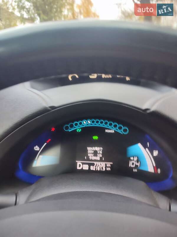 Хетчбек Nissan Leaf 2014 в Києві