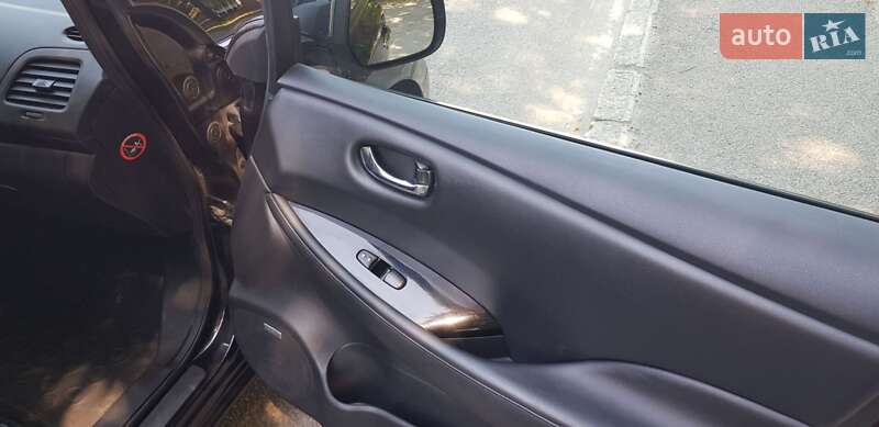 Хэтчбек Nissan Leaf 2015 в Днепре фото 6 Хэтчбек Nissan Leaf 2015 в Днепре