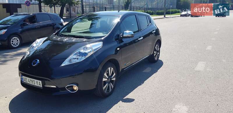 Хэтчбек Nissan Leaf 2015 в Днепре фото 19 Хэтчбек Nissan Leaf 2015 в Днепре
