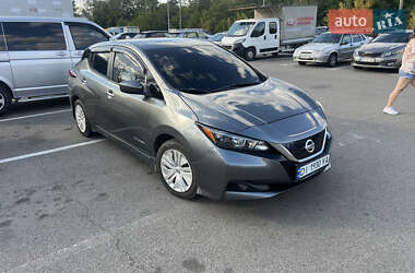 Хетчбек Nissan Leaf 2018 в Харкові