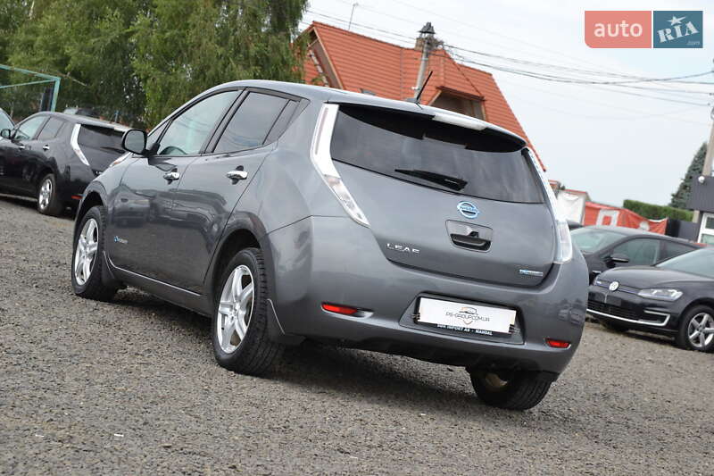 Хэтчбек Nissan Leaf 2016 в Луцке
