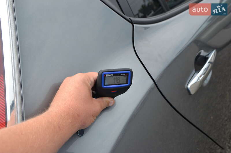 Хэтчбек Nissan Leaf 2016 в Луцке