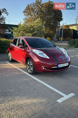 Хетчбек Nissan Leaf 2013 в Житомирі