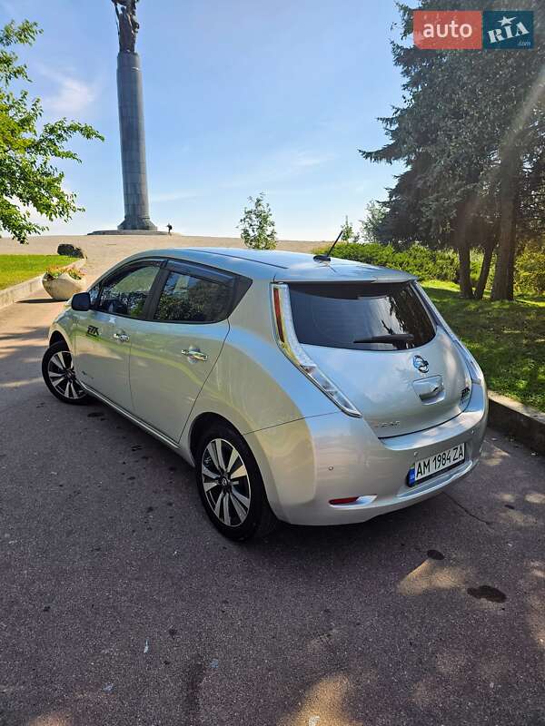 Хэтчбек Nissan Leaf 2017 в Житомире фото 7 Хэтчбек Nissan Leaf 2017 в Житомире