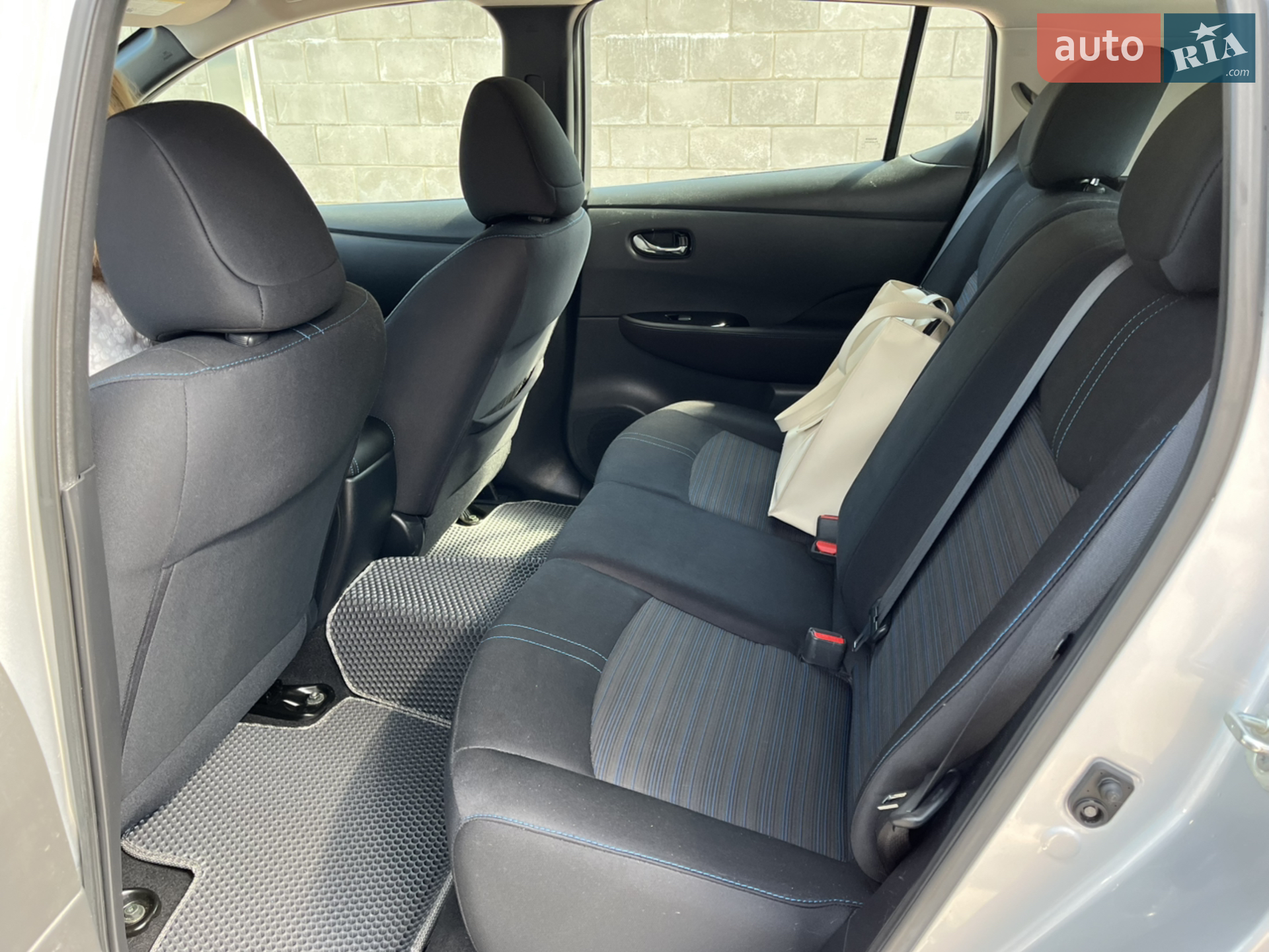 2019 Nissan Leaf - мініатюра 4