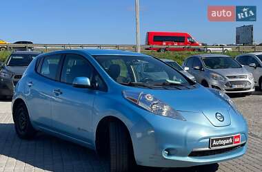 Хэтчбек Nissan Leaf 2014 в 