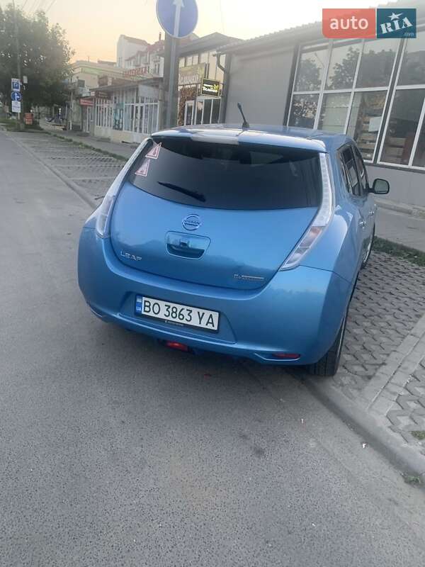 Хэтчбек Nissan Leaf 2012 в Тернополе