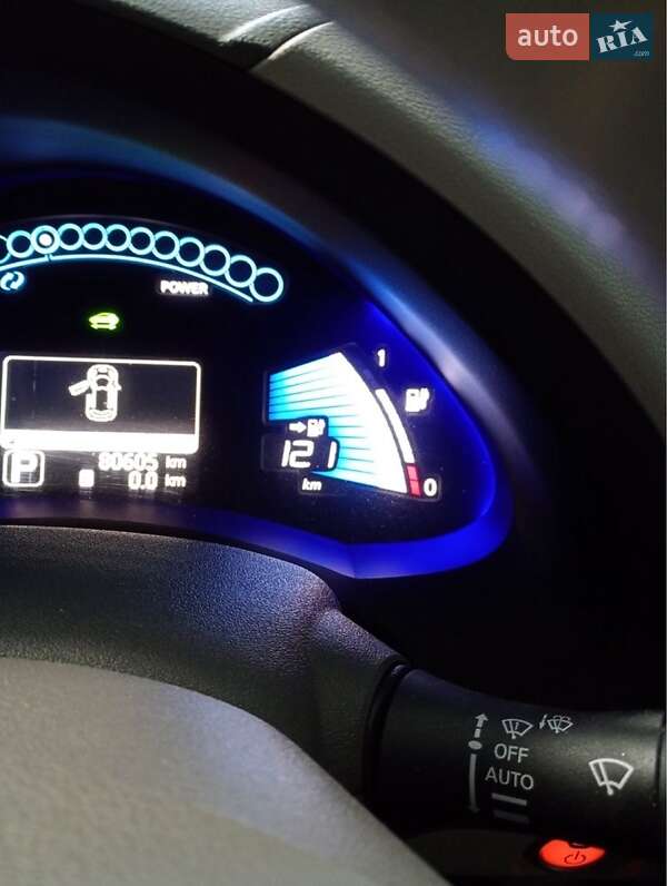 Хэтчбек Nissan Leaf 2012 в Тернополе