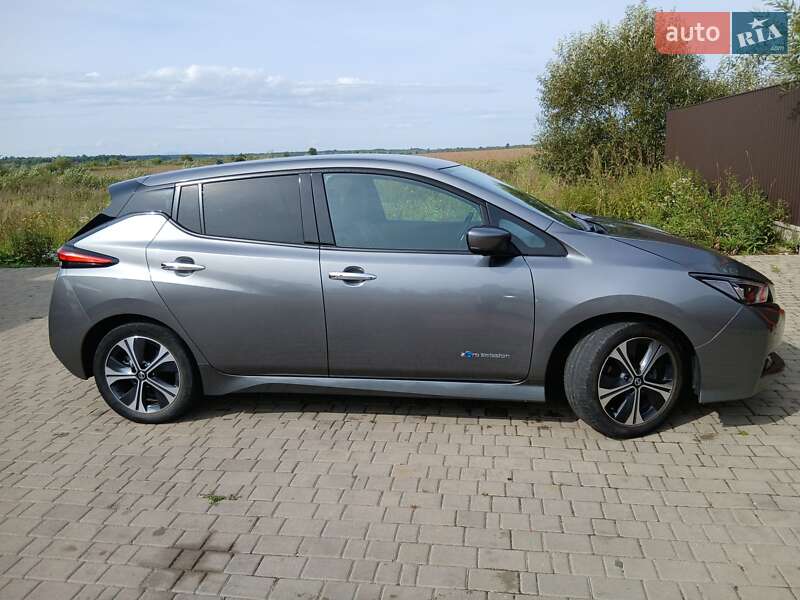 Хэтчбек Nissan Leaf 2020 в Ивано-Франковске