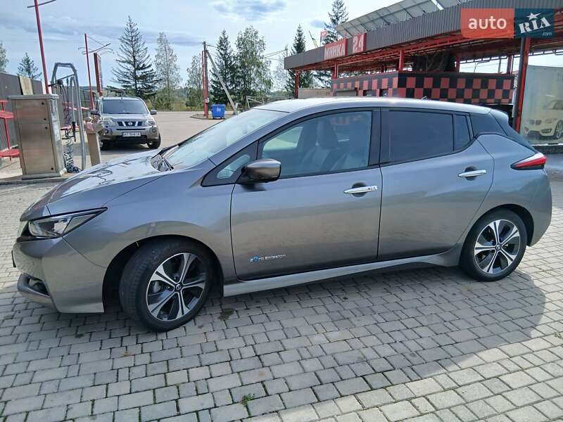 Хэтчбек Nissan Leaf 2020 в Ивано-Франковске