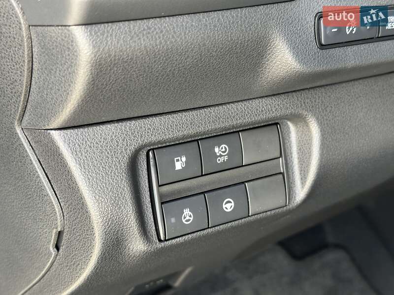 Хетчбек Nissan Leaf 2024 в Києві