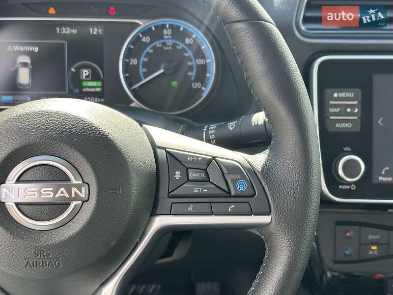 Хетчбек Nissan Leaf 2024 в Києві