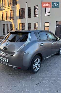 Хэтчбек Nissan Leaf 2015 в Одессе
