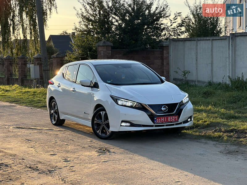 Хэтчбек Nissan Leaf 2020 в Ровно